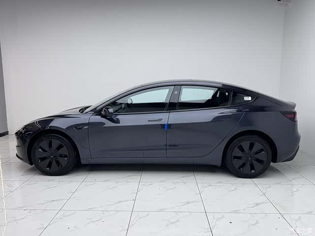 Tesla Model 3, 2026 2
