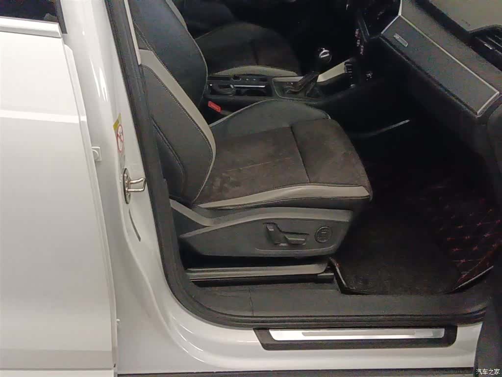 Audi Q3, 2020 25