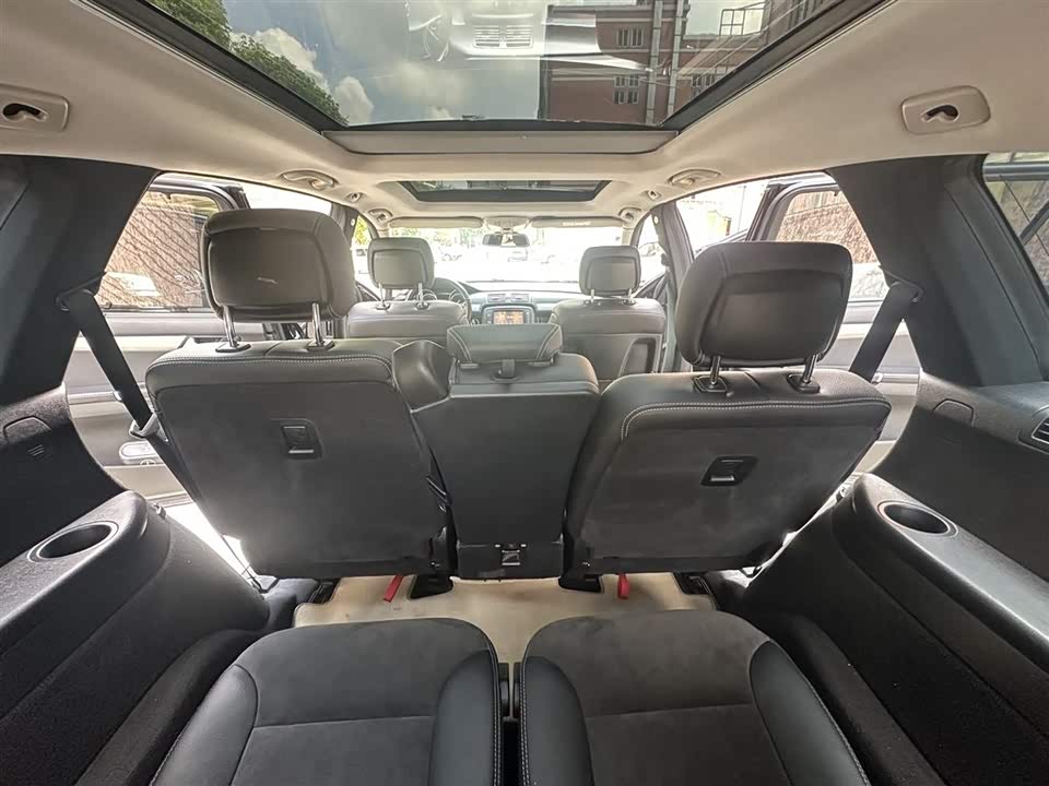 Mercedes-Benz R-class