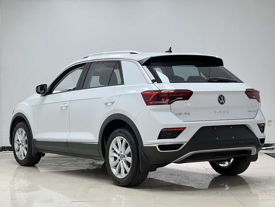 Volkswagen T-ROC exploring Songs