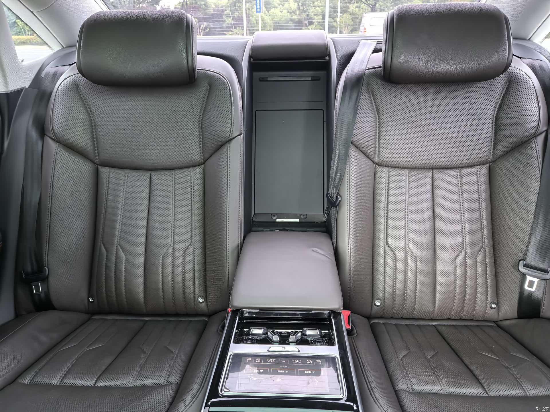 Audi A8L, 2020 14