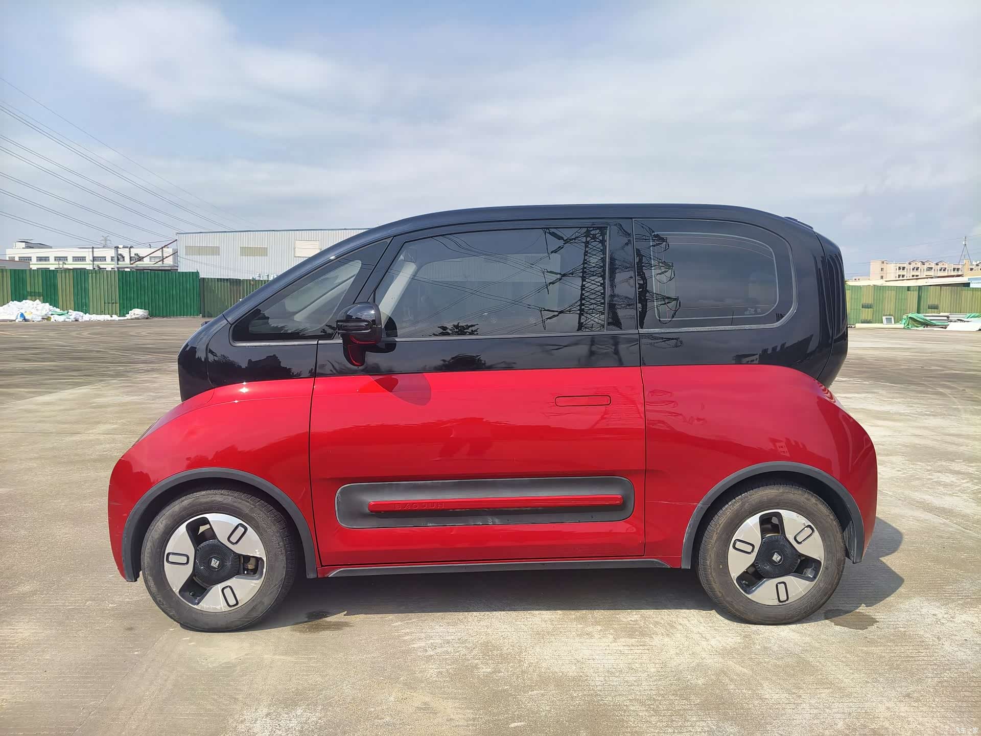 Wuling E300, 2021 7