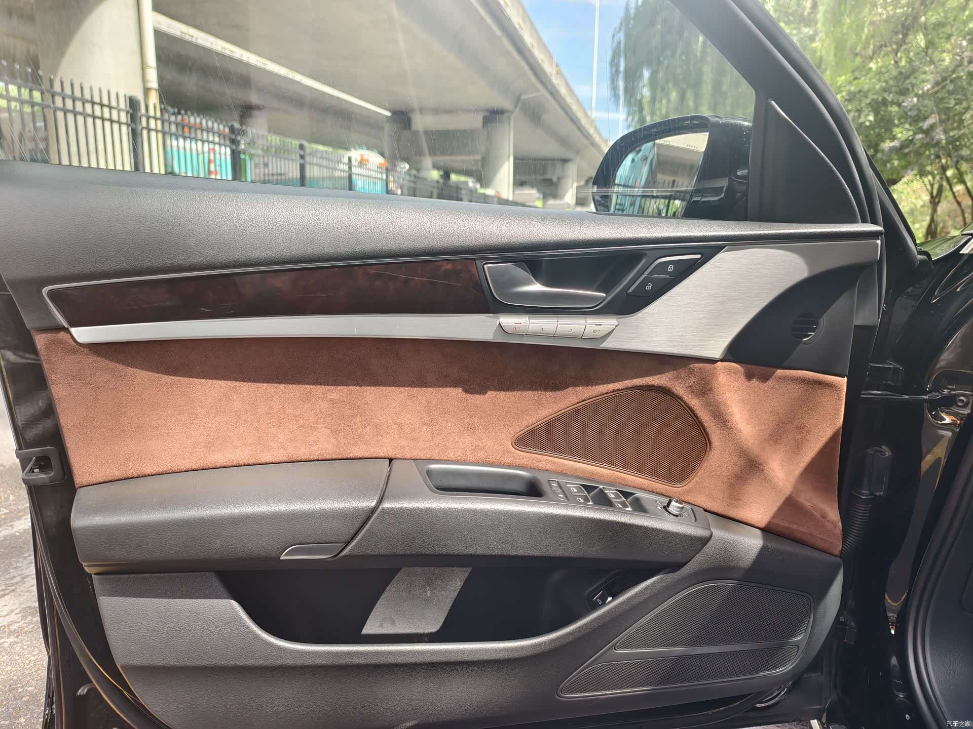 Audi A8L, 2017 9