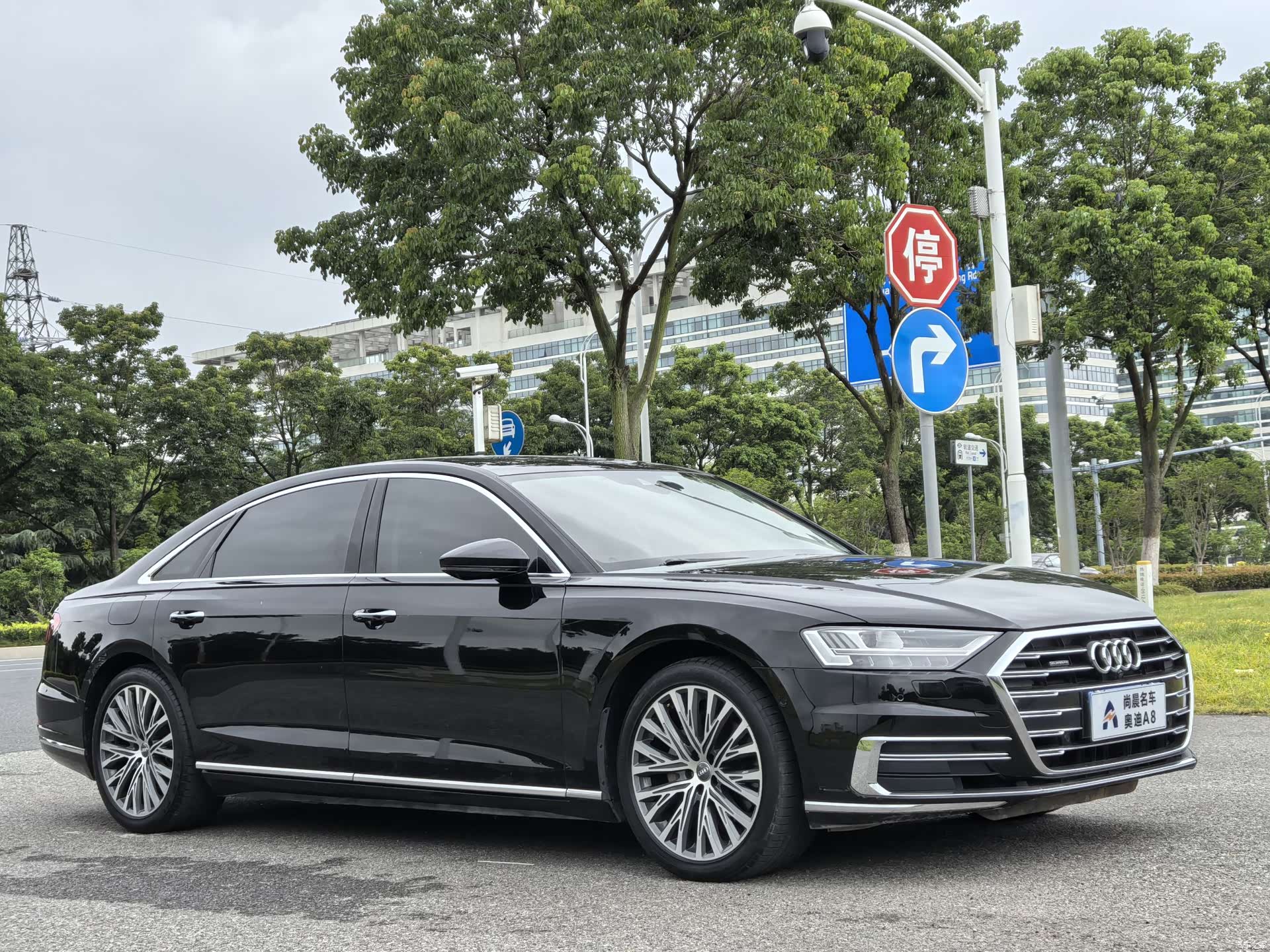 Audi A8L, 2020 3