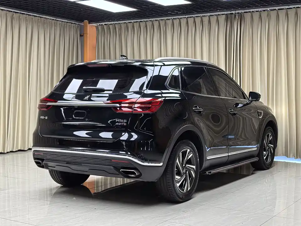Hongqi HS5