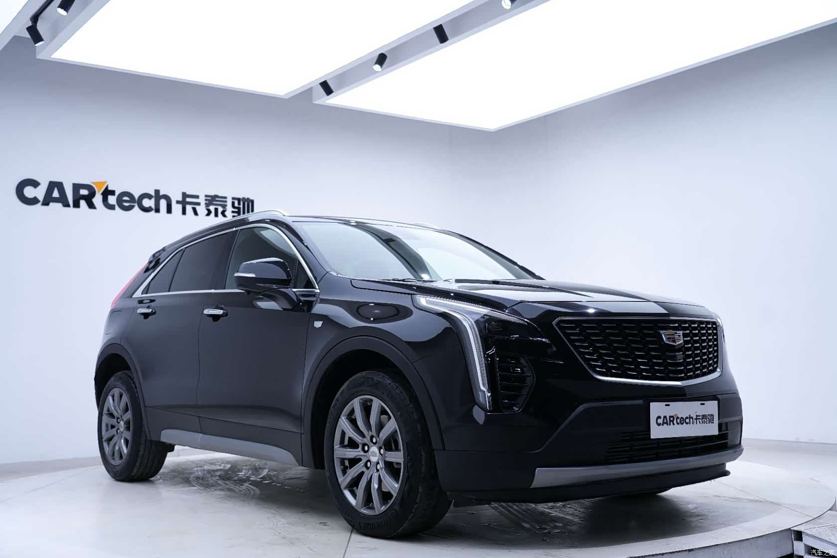 Cadillac XT4, 2023 7