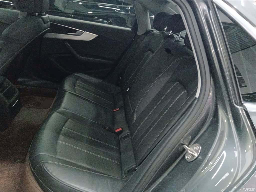Audi A4L, 2021 17