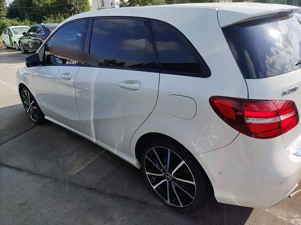 Mercedes-Benz Class B