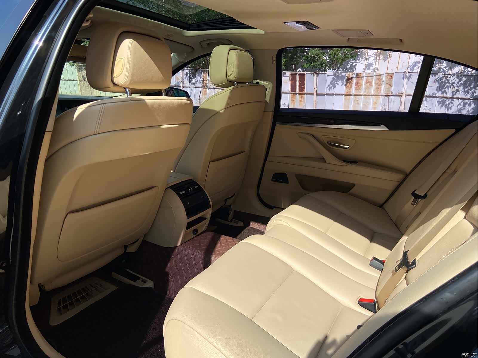 BMW 5 Series, 2013 10