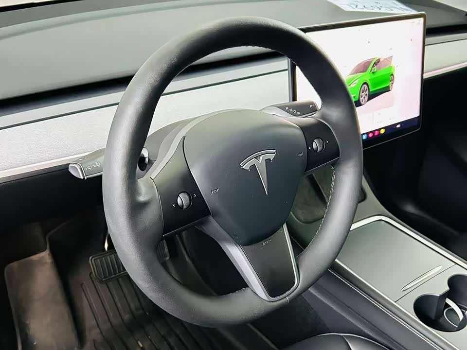 Tesla Model Y Tesla Model Y