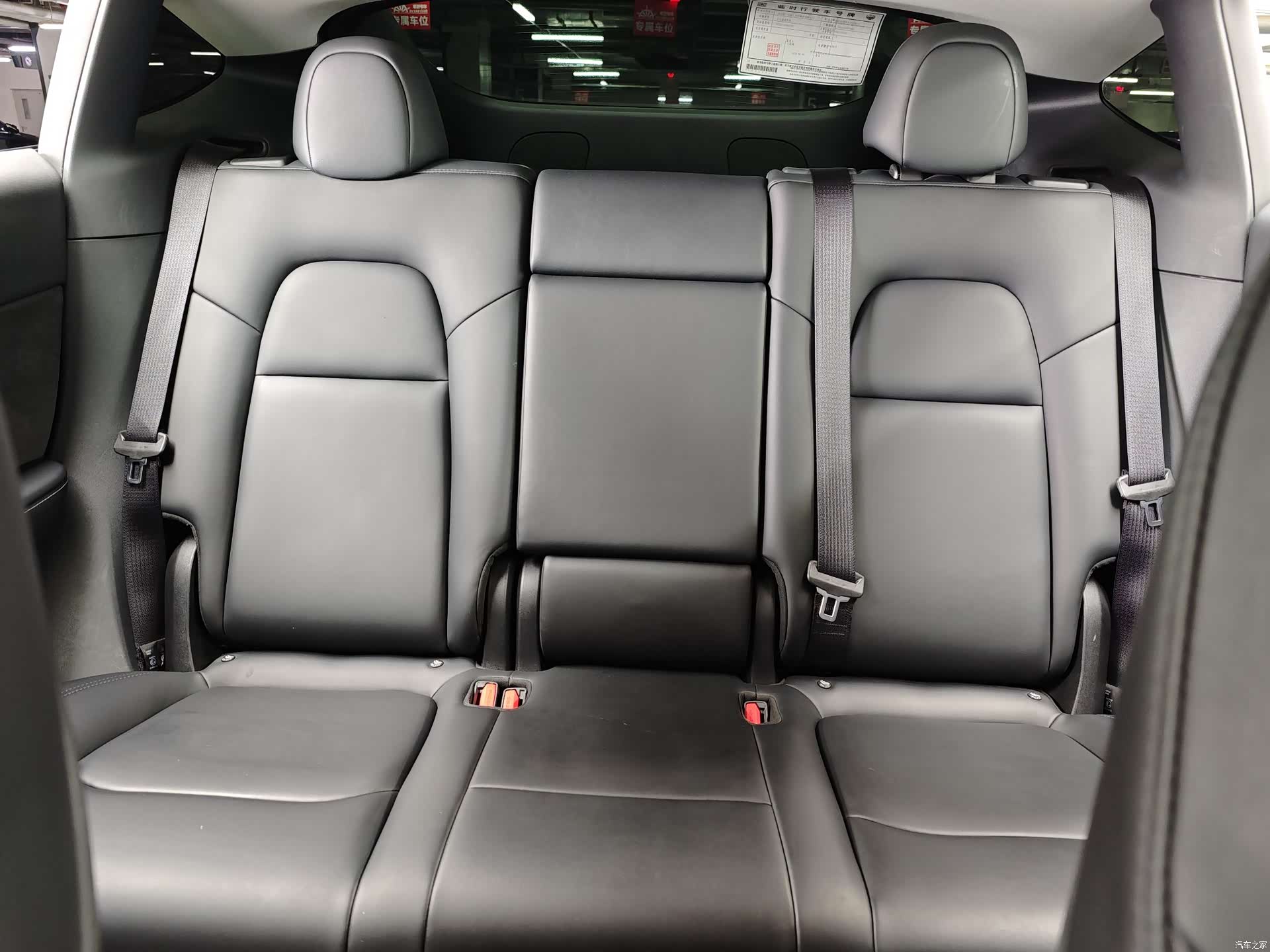 Tesla Model Y, 2022 51