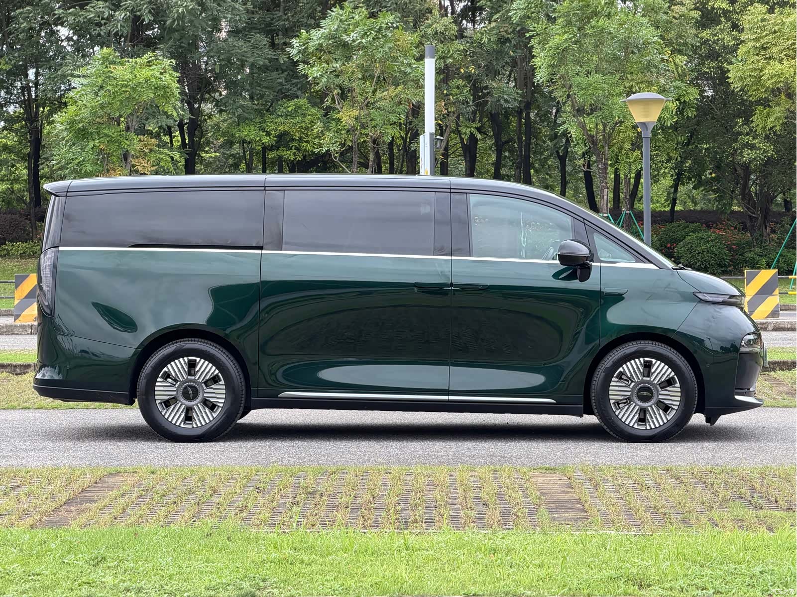 LEVC L380, 2025 10