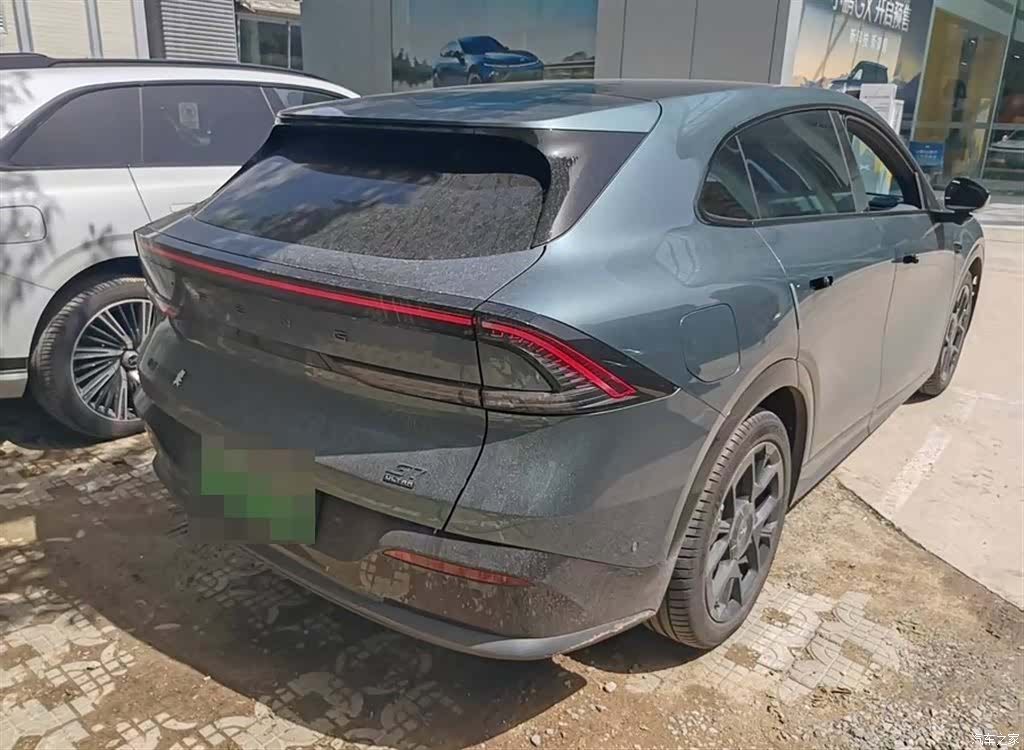 Xpeng G7, 2025 2