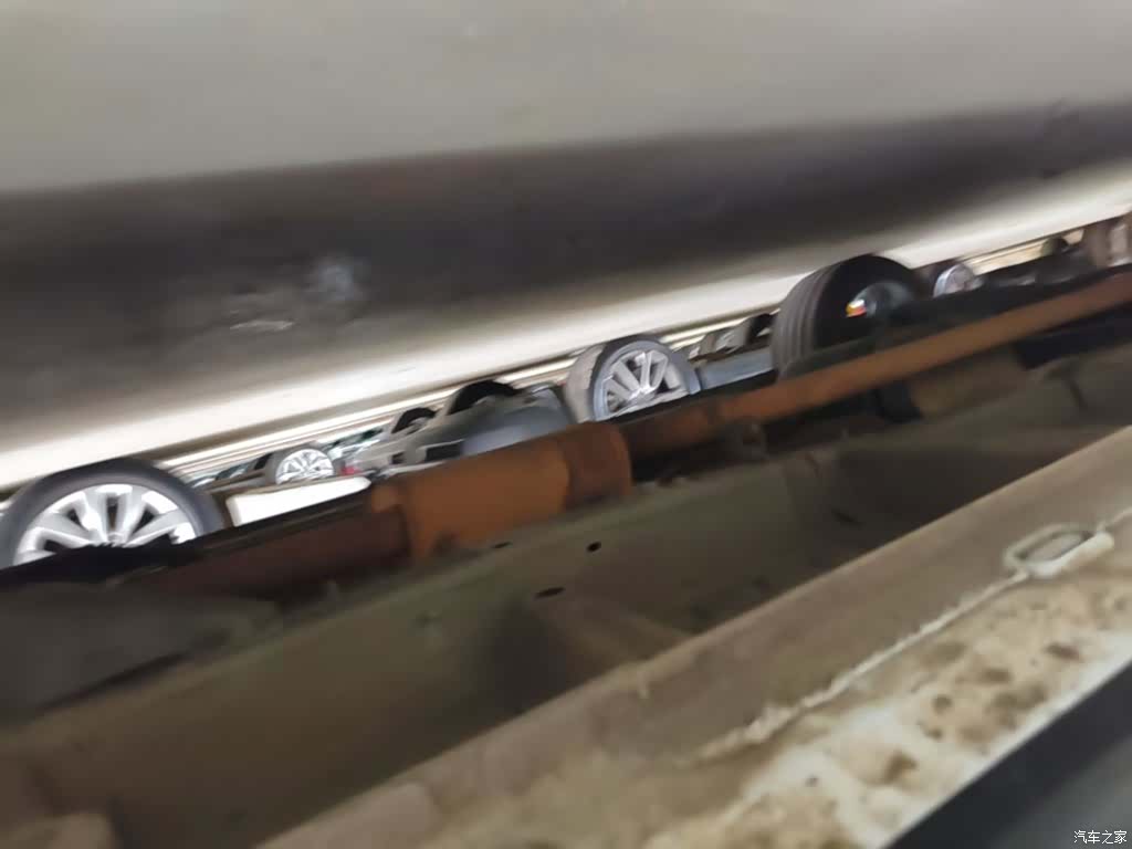 Roewe RX5, 2023 21