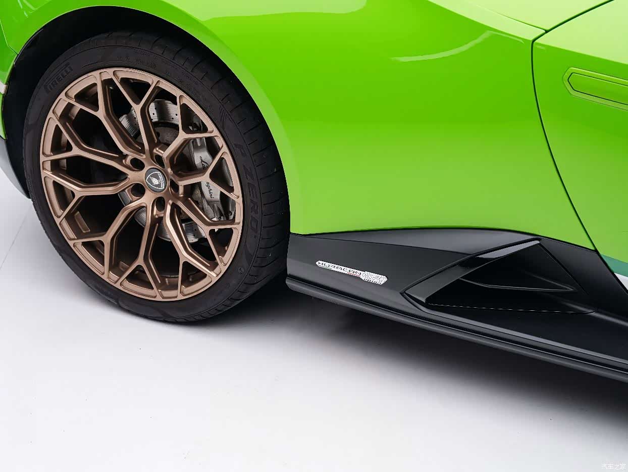 Lamborghini Huracán, 2019 4