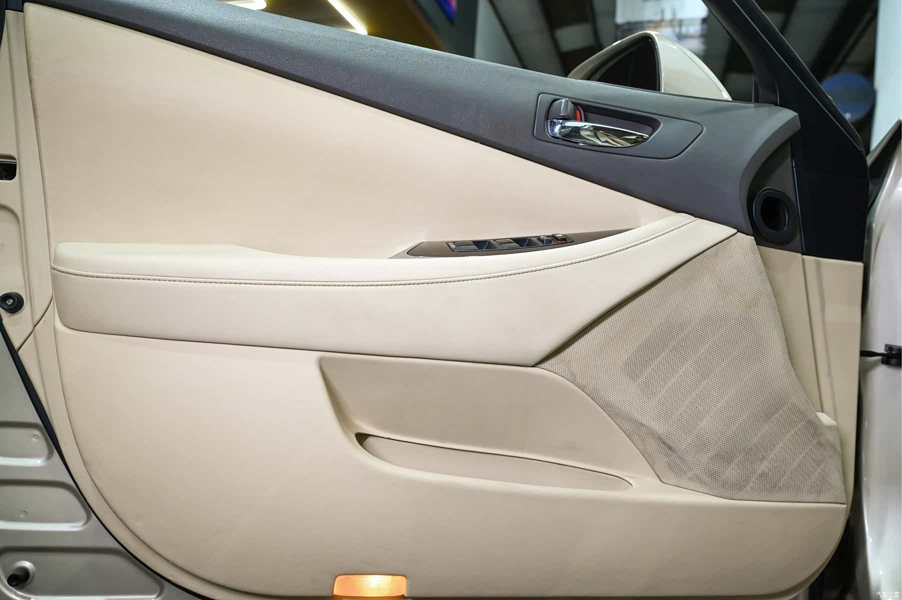 Lexus ES, 2010 6