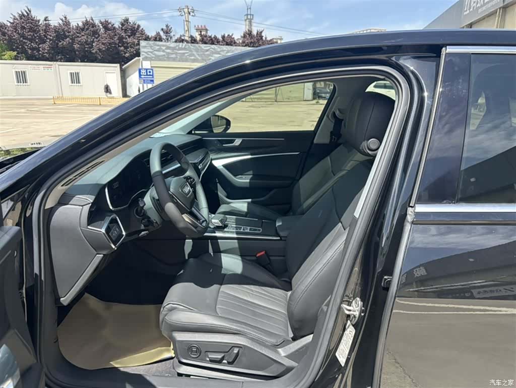 Audi A6L, 2019 14