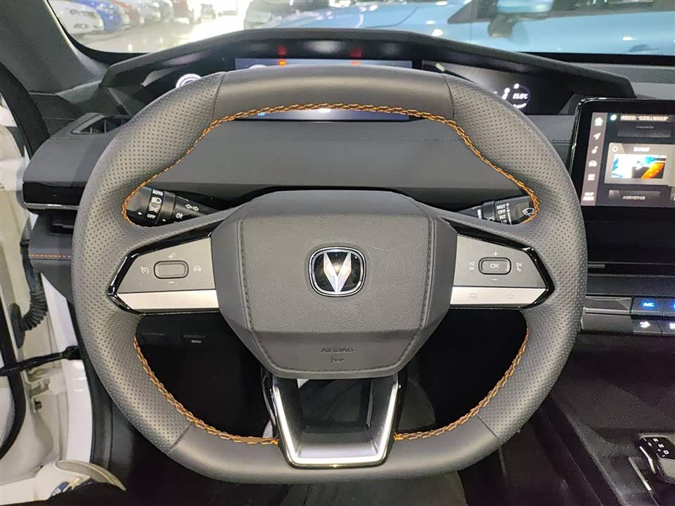 Changan UNI-V Smart iDD