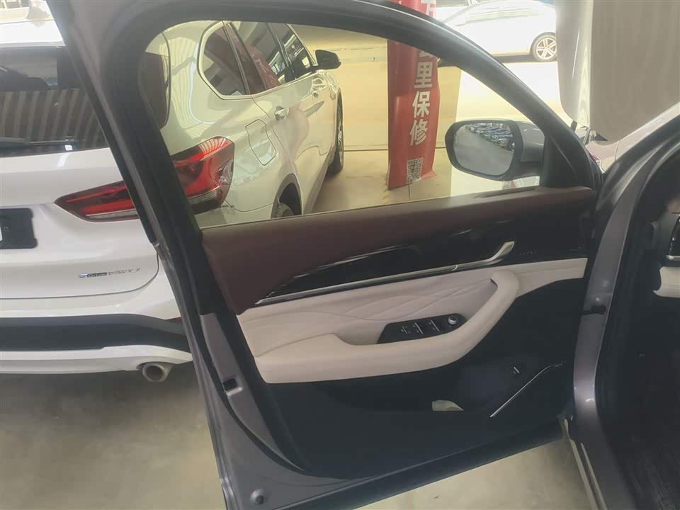 Geely Monjaro