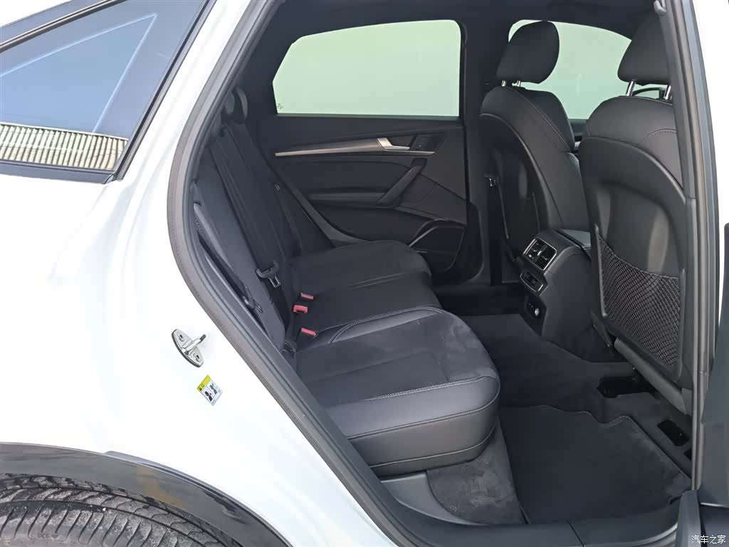 Audi Q5L, 2023 28