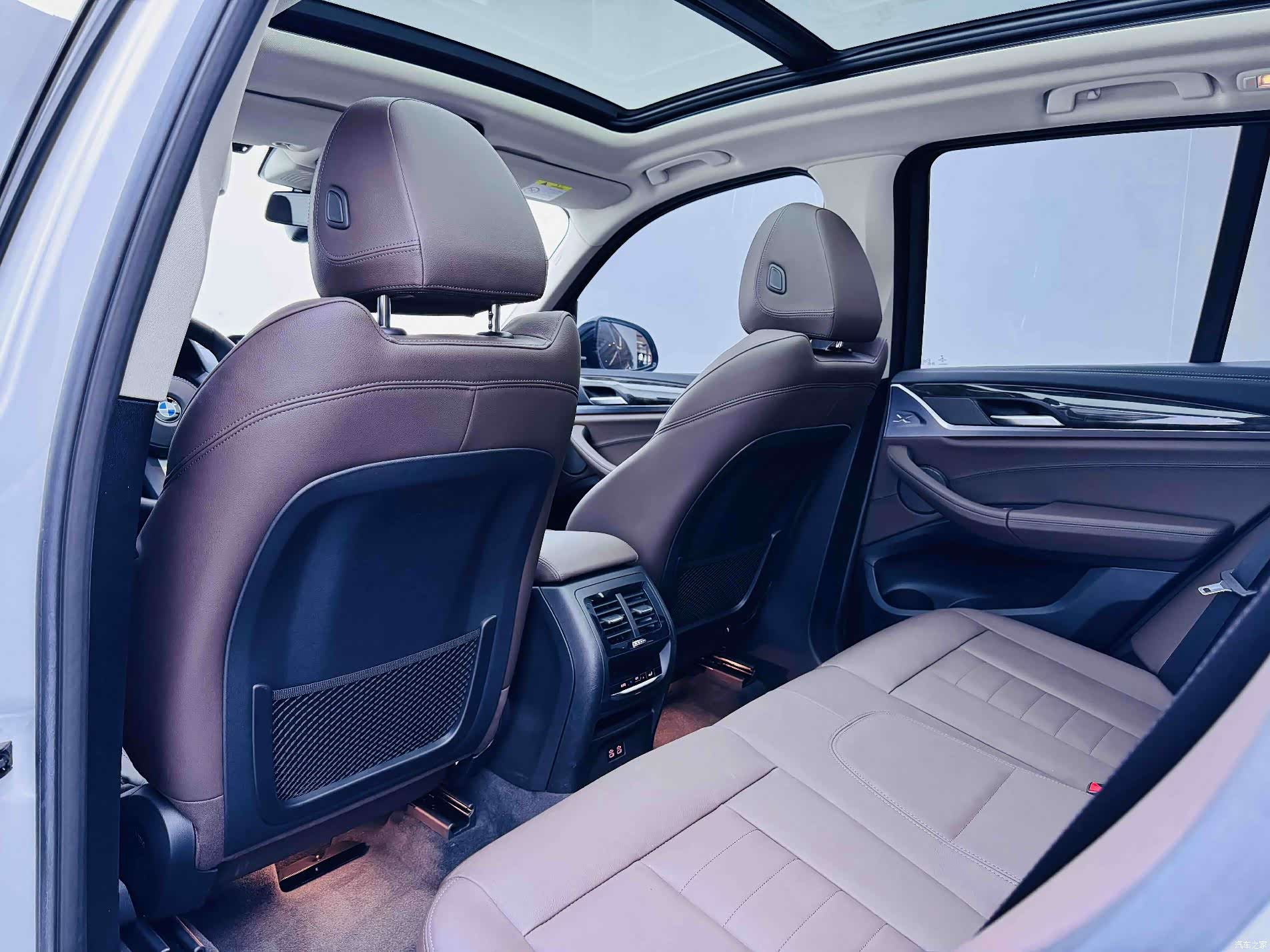 BMW X3, 2021 9