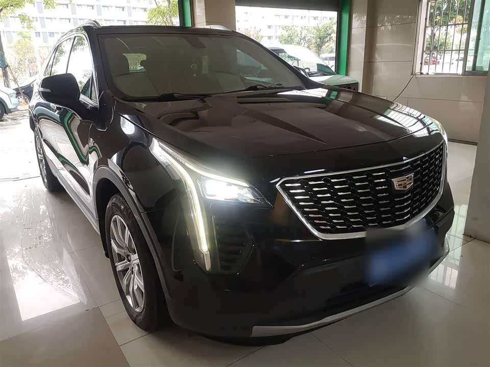 Cadillac XT4