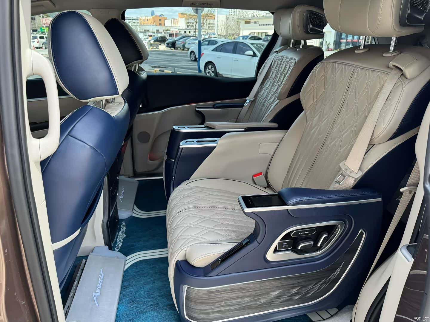 Buick GL8, 2022 9