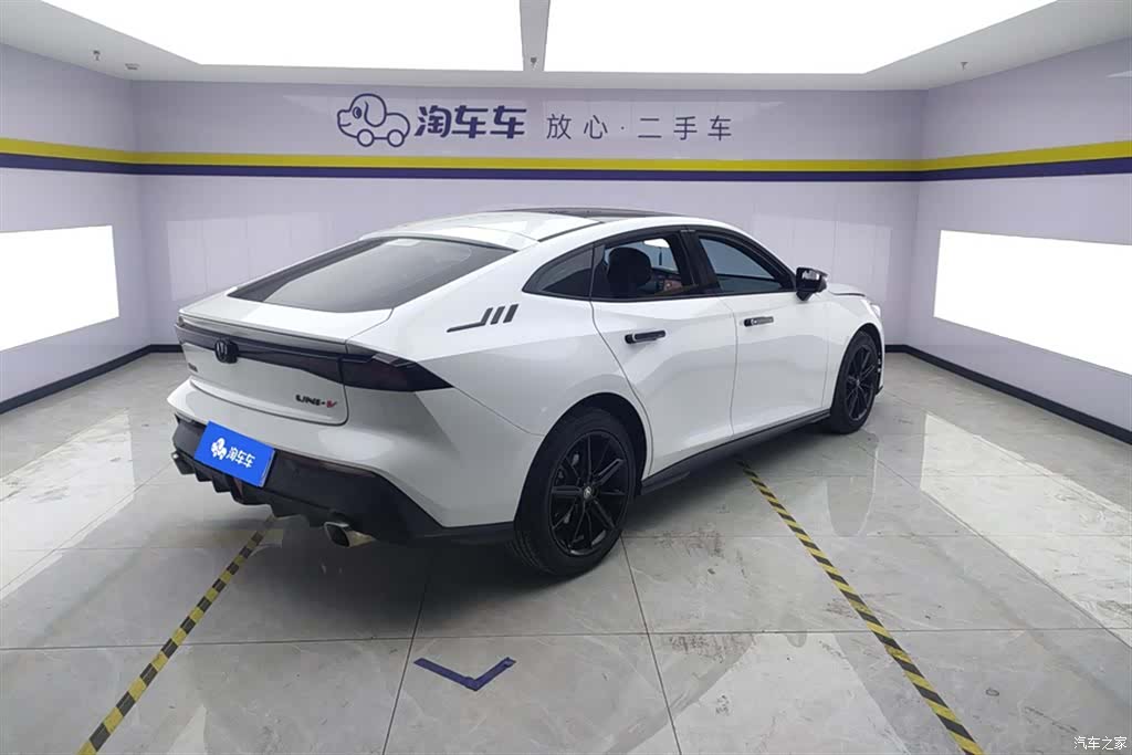 Changan UNI-V, 2023 3