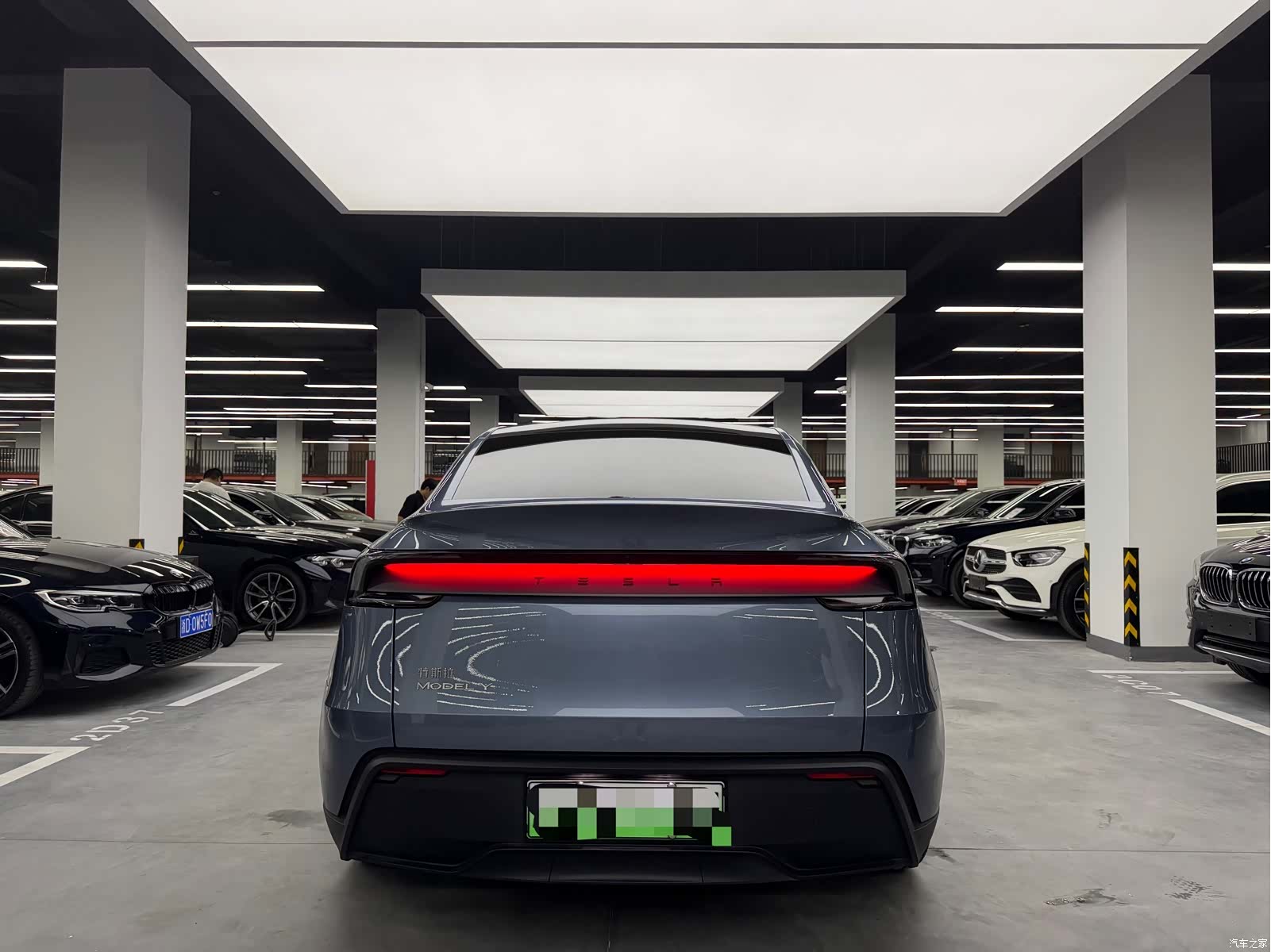 Tesla Model Y, 2025 14