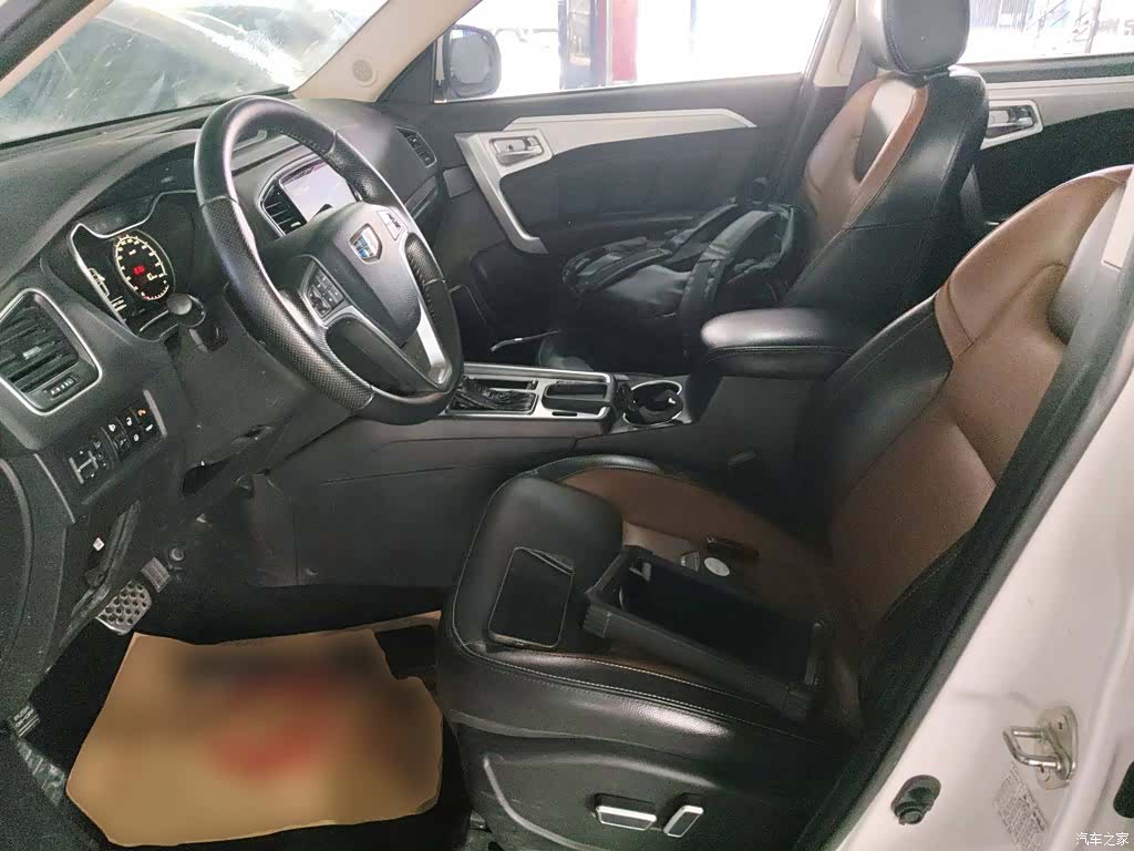 Geely X6, 2017 15