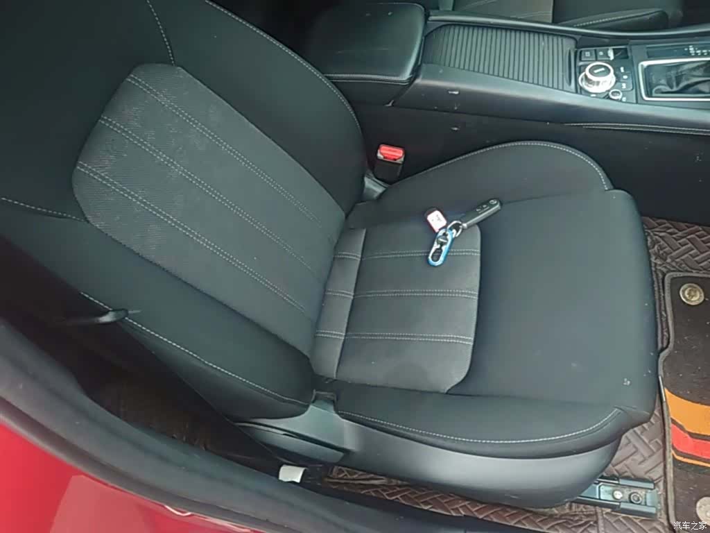Mazda CX-4, 2019 25
