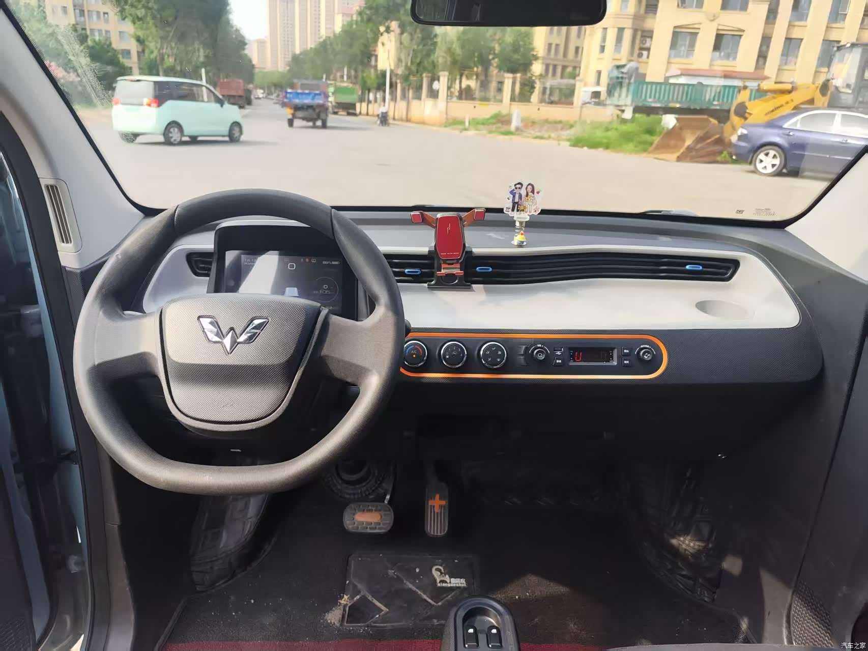 Wuling MINIEV, 2021 8
