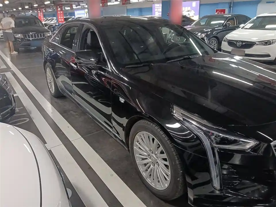 Cadillac CT6