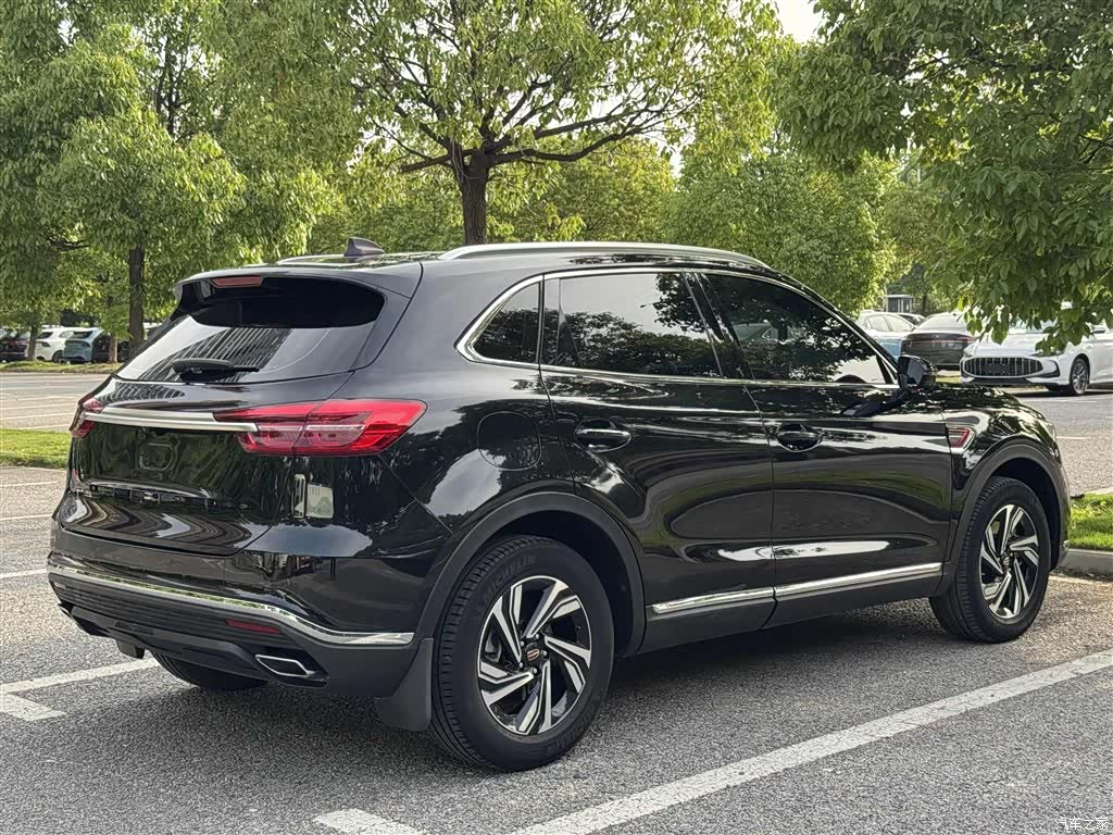 Hongqi HS5, 2022 10