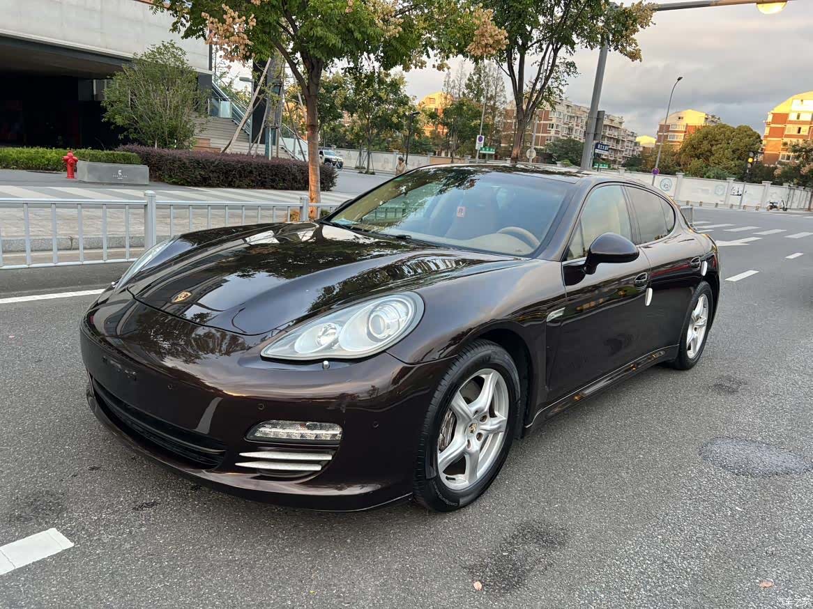 Porsche Panamera, 2012 1