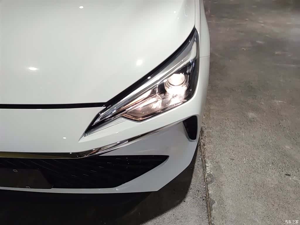 Roewe i5, 2025 24