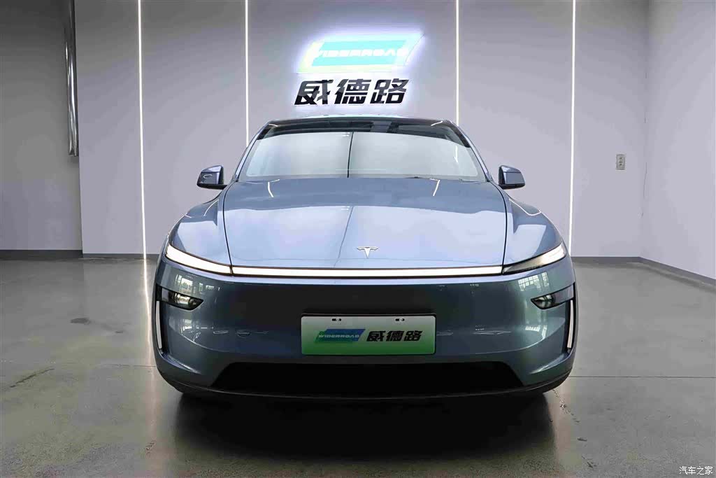 Tesla Model Y, 2025 2