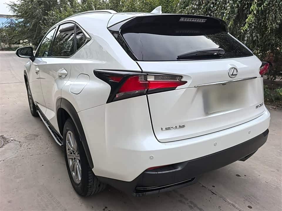 Lexus NX