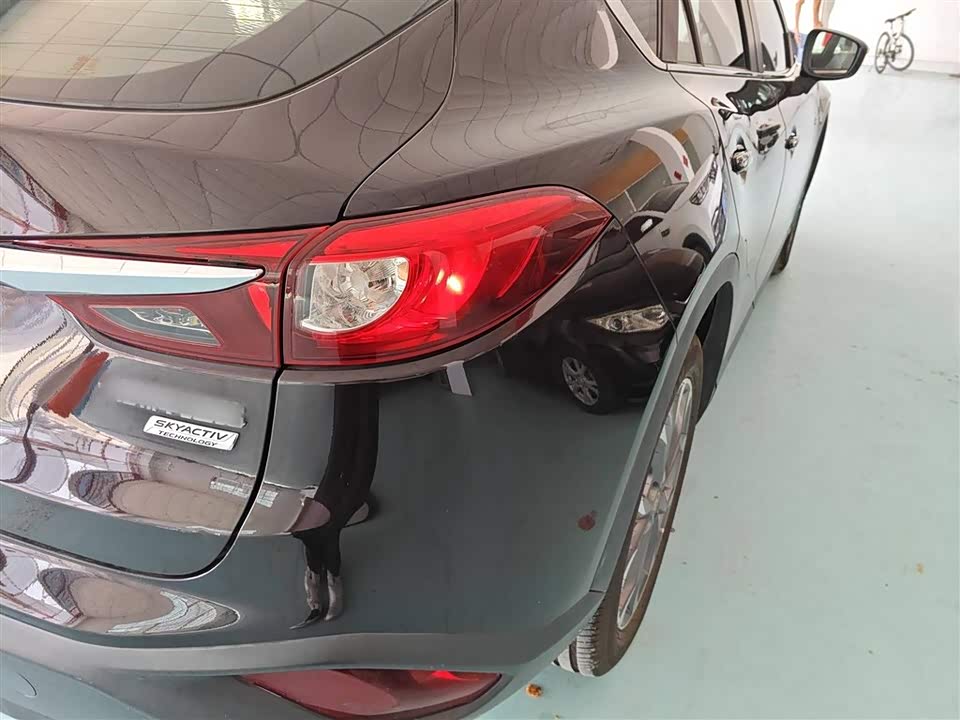 Mazda CX-4