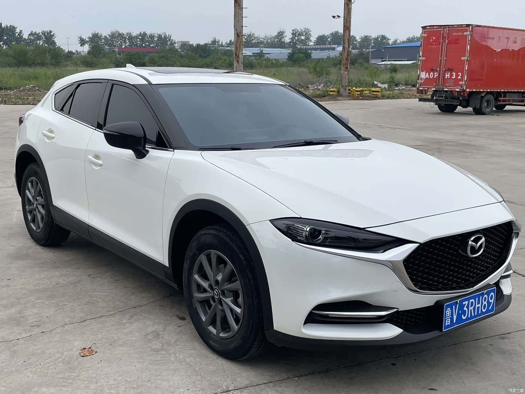 Mazda CX-4, 2023 3