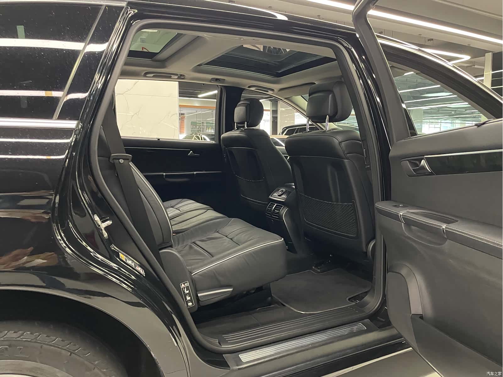 Mercedes-Benz R-Class, 2017 9