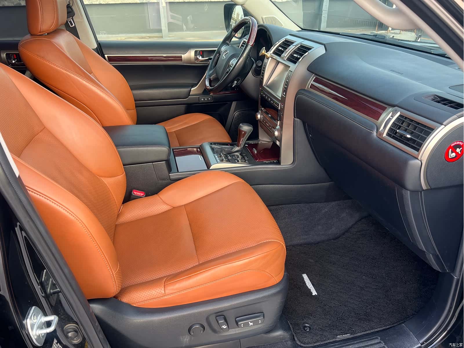 Lexus GX, 2015 12