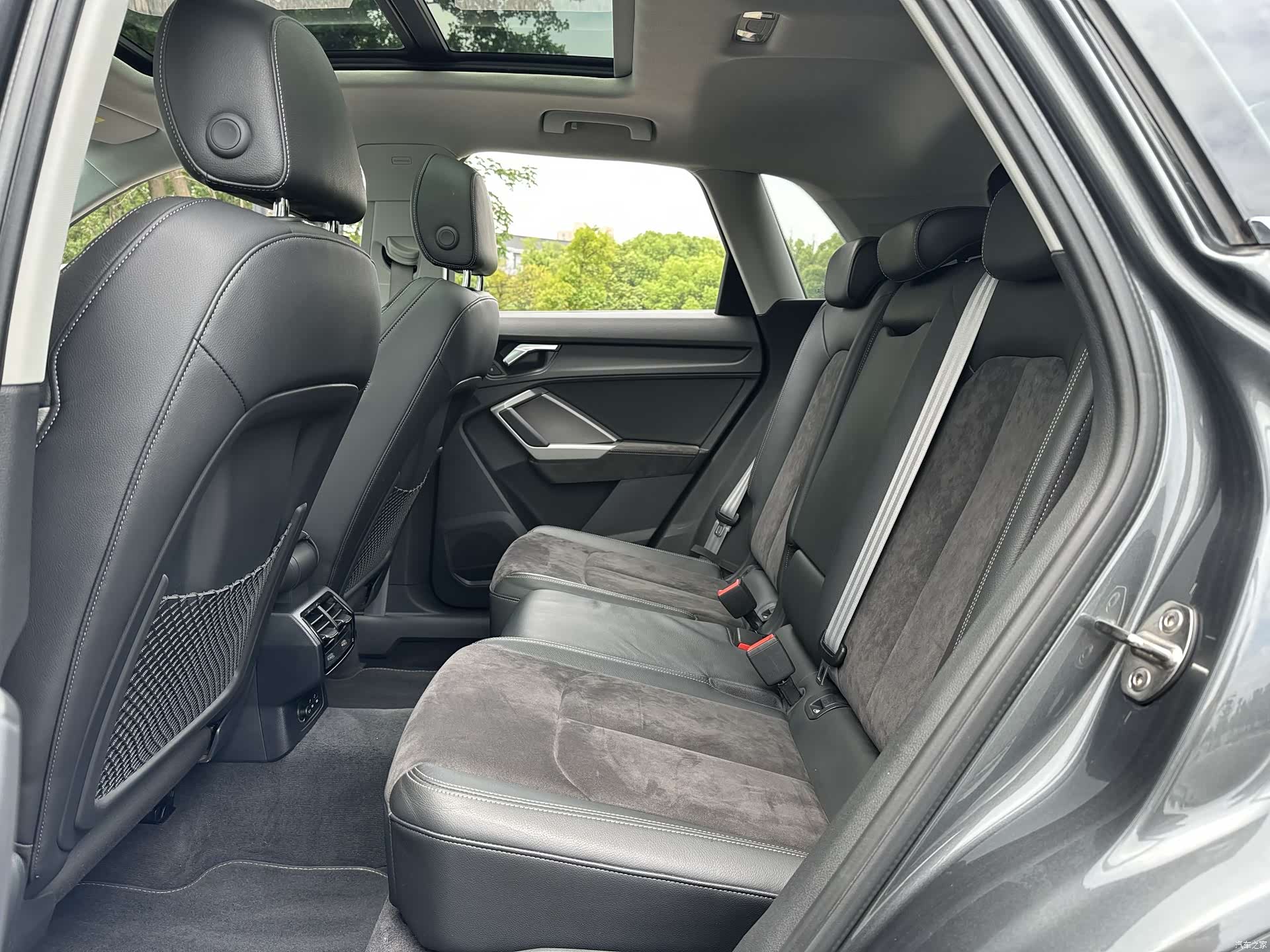 Audi Q3, 2019 10