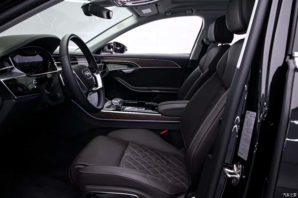 Audi A8L, 2024 12