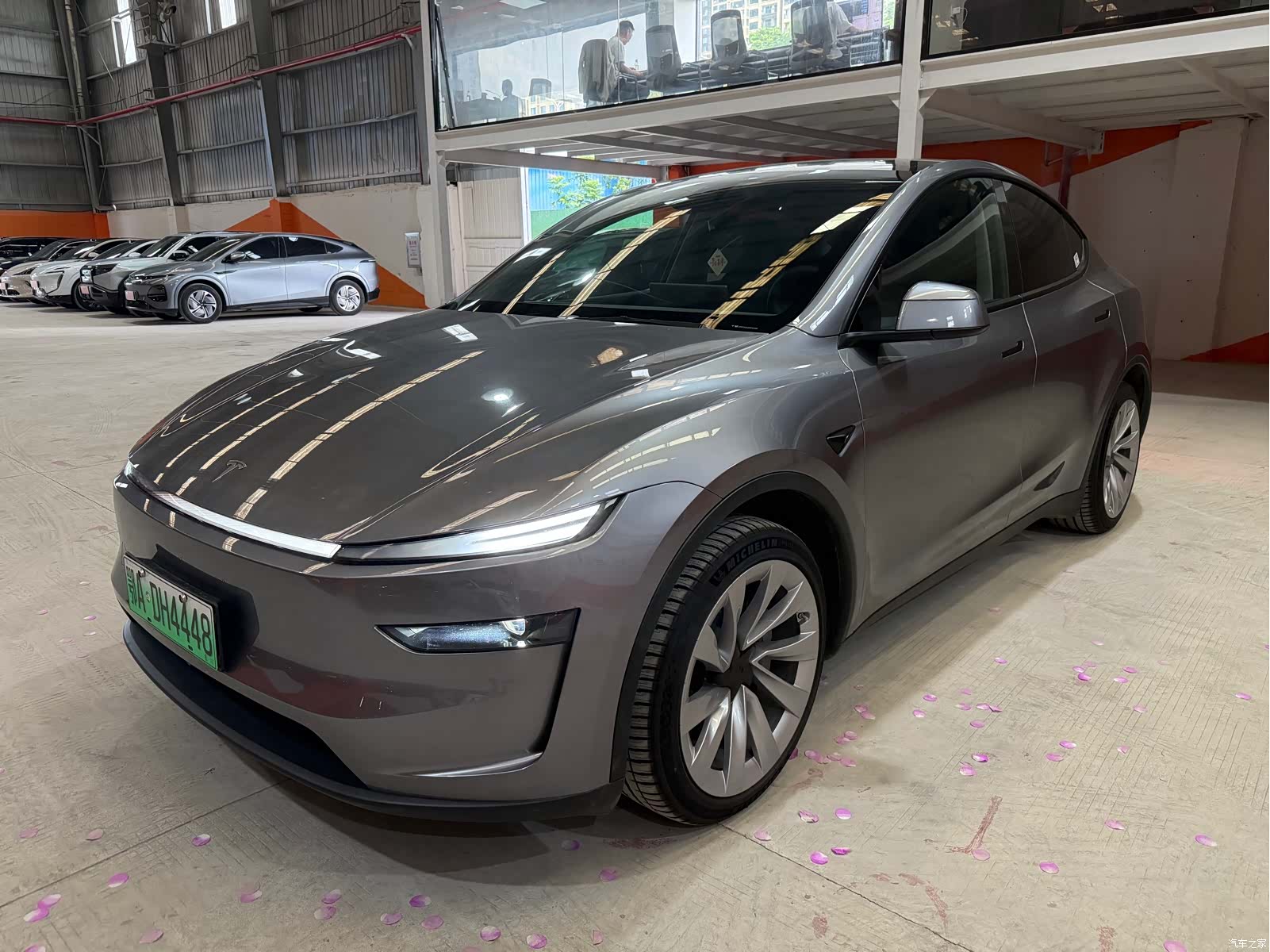 Tesla Model Y, 2026 3