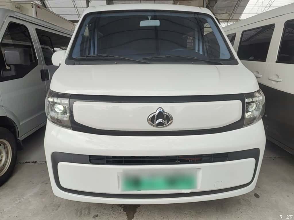 Changan EM60, 2025 3