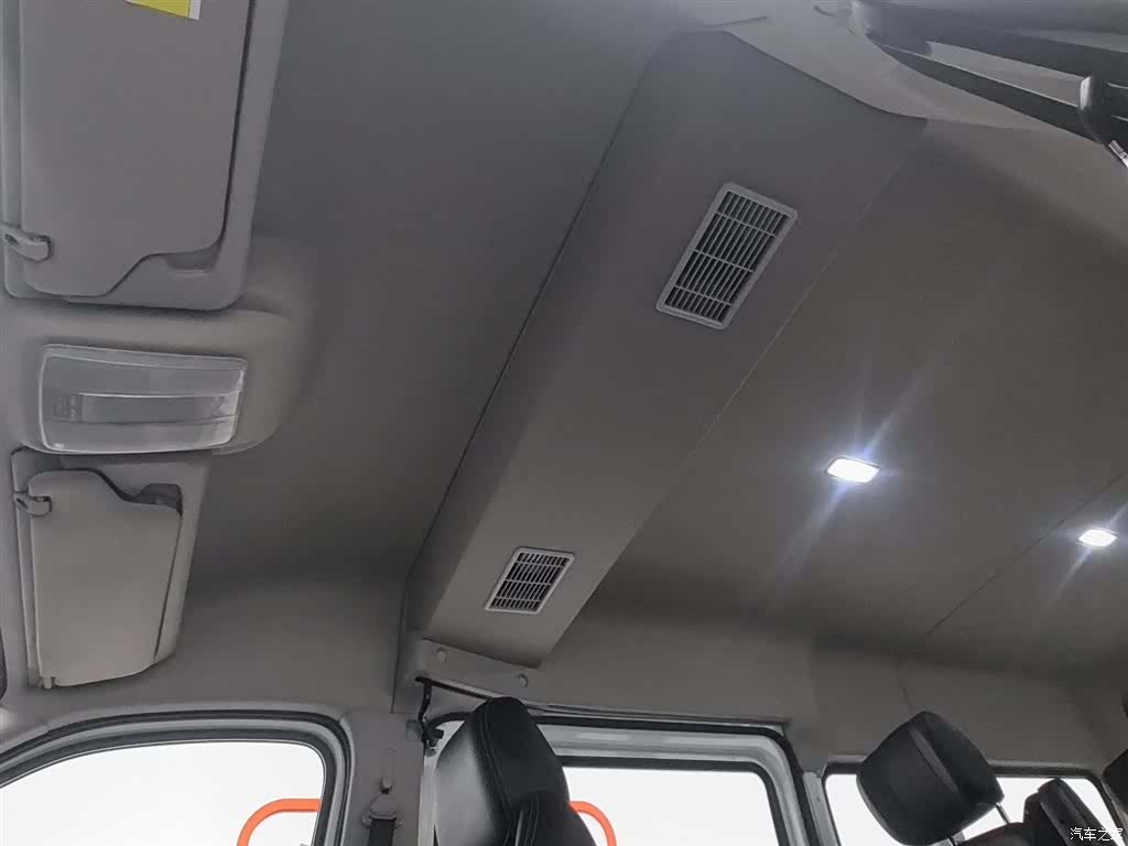 Maxus V80, 2022 14