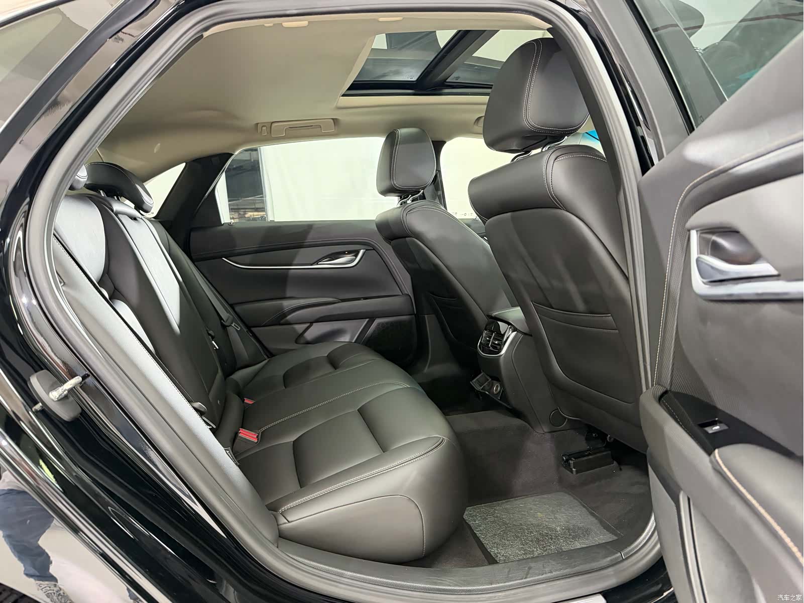 Cadillac XTS, 2019 7