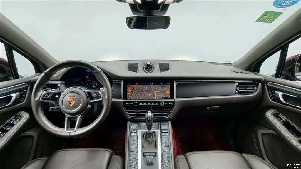 Porsche Macan, 2019 10