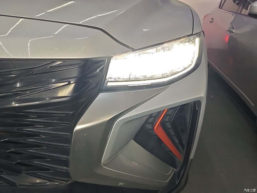 Geely Boyue, 2022 24